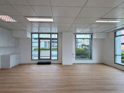 Bugis Junction (D7), Office #563992391